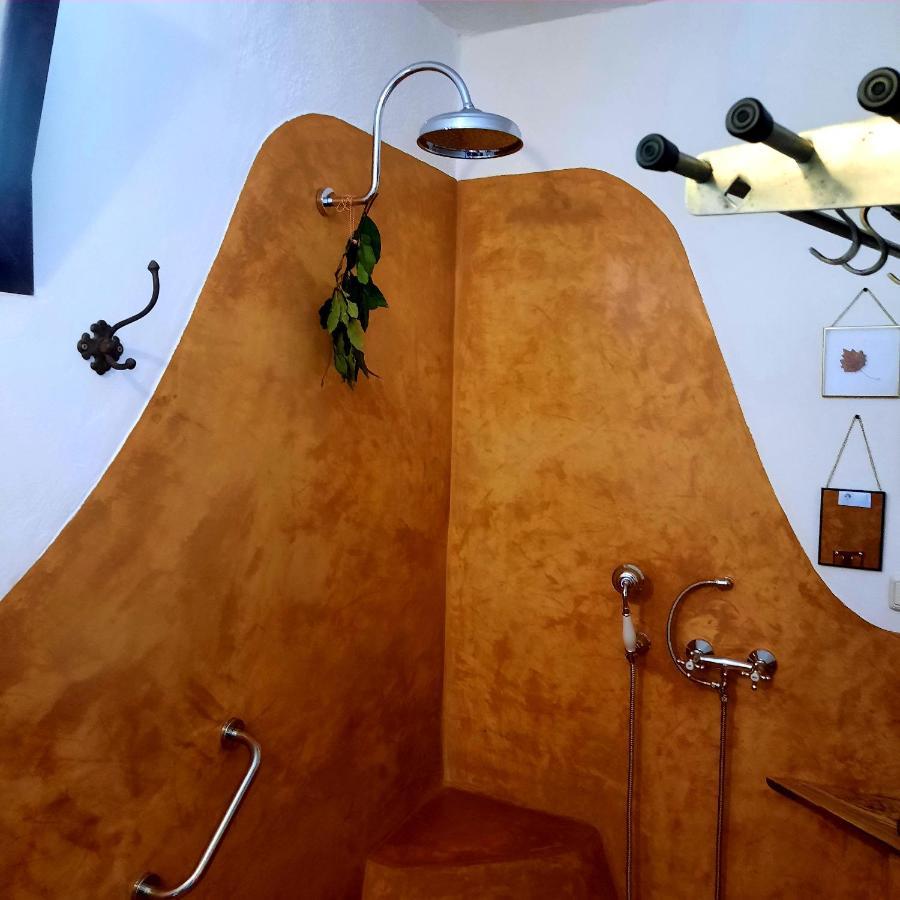 Alpujarra Guesthouse, Remote Off-grid Mountain *