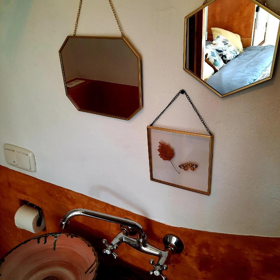 Bed & Breakfast Alpujarra Guesthouse, Remote Off-grid Mountain